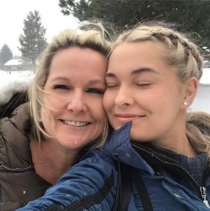 Meet your Posher, Diana